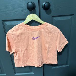 Nike Crop Tshirt